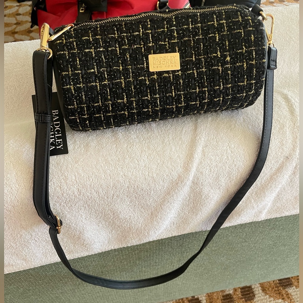 Badgley Mischka Black and Gold Crossbody Barrel Tweed Bag NWT